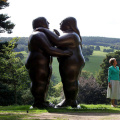 Grande statue de couple de bronze abstrait pour le parc